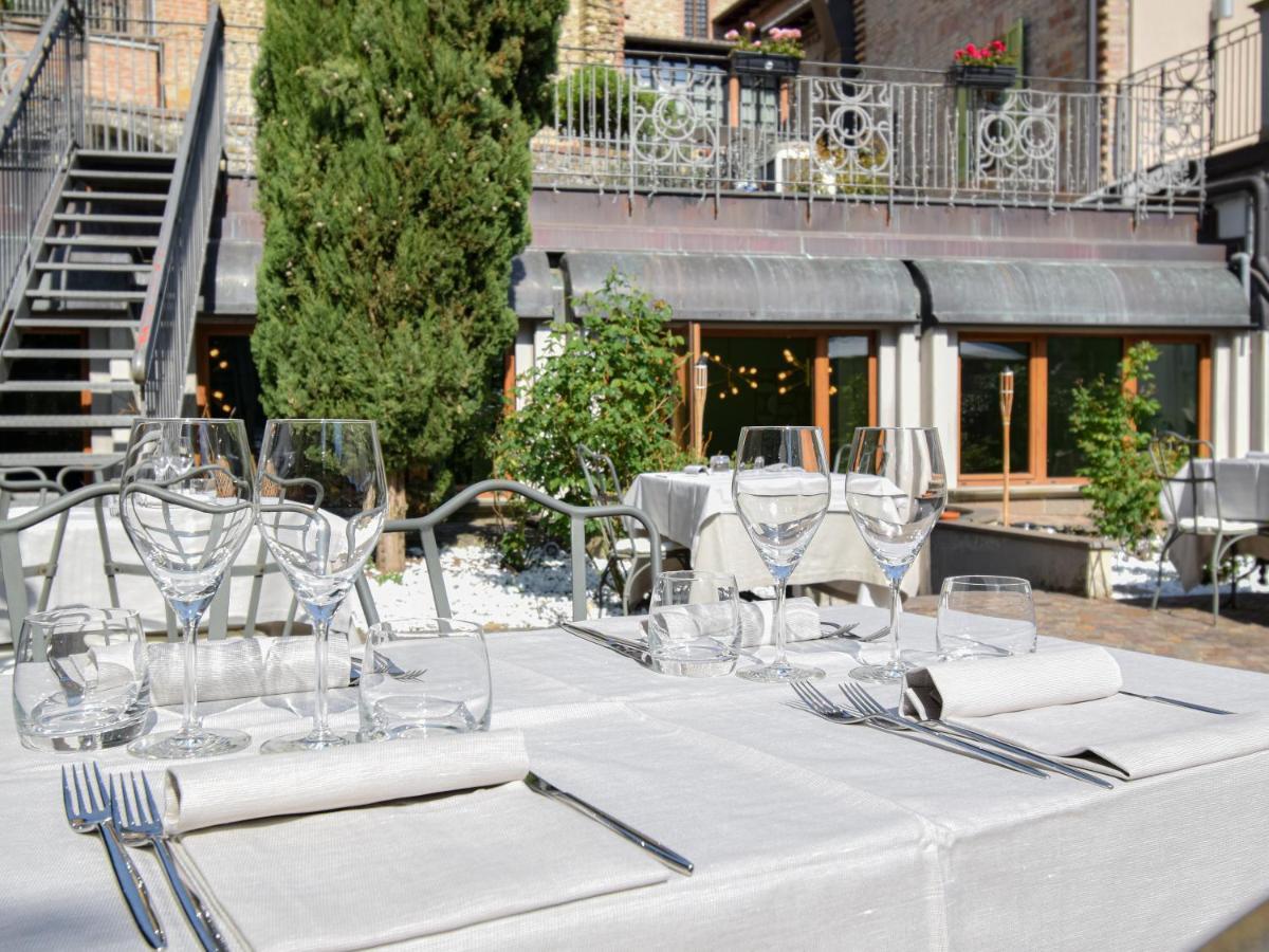 Cora Hotels Leon D'Oro CastellʼArquato Εξωτερικό φωτογραφία