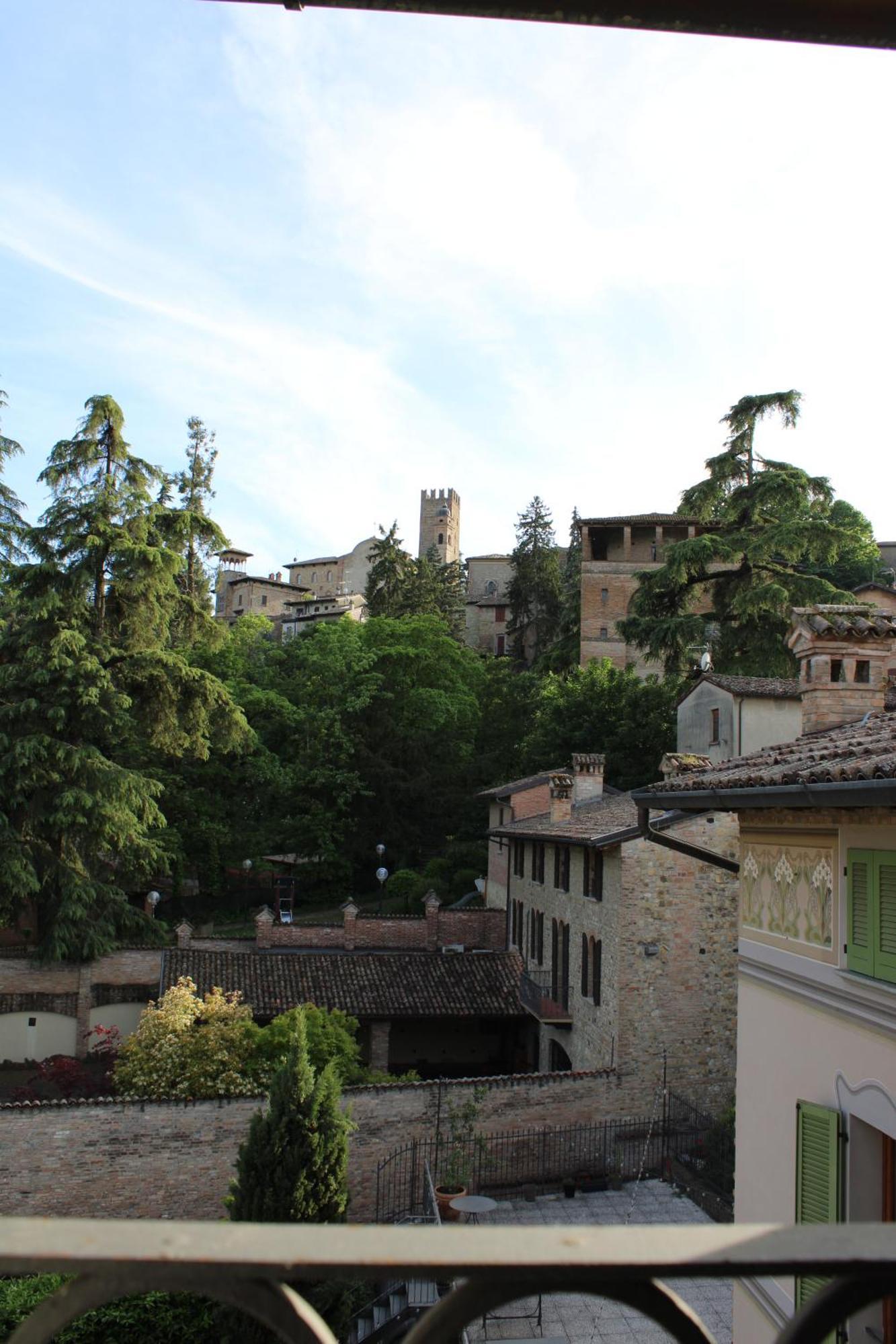 Cora Hotels Leon D'Oro CastellʼArquato Εξωτερικό φωτογραφία